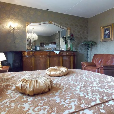 Weena House Bed & Breakfast