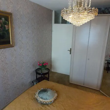 Weena House 3*